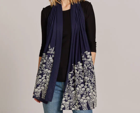 Spring Scarf by Umsteigen